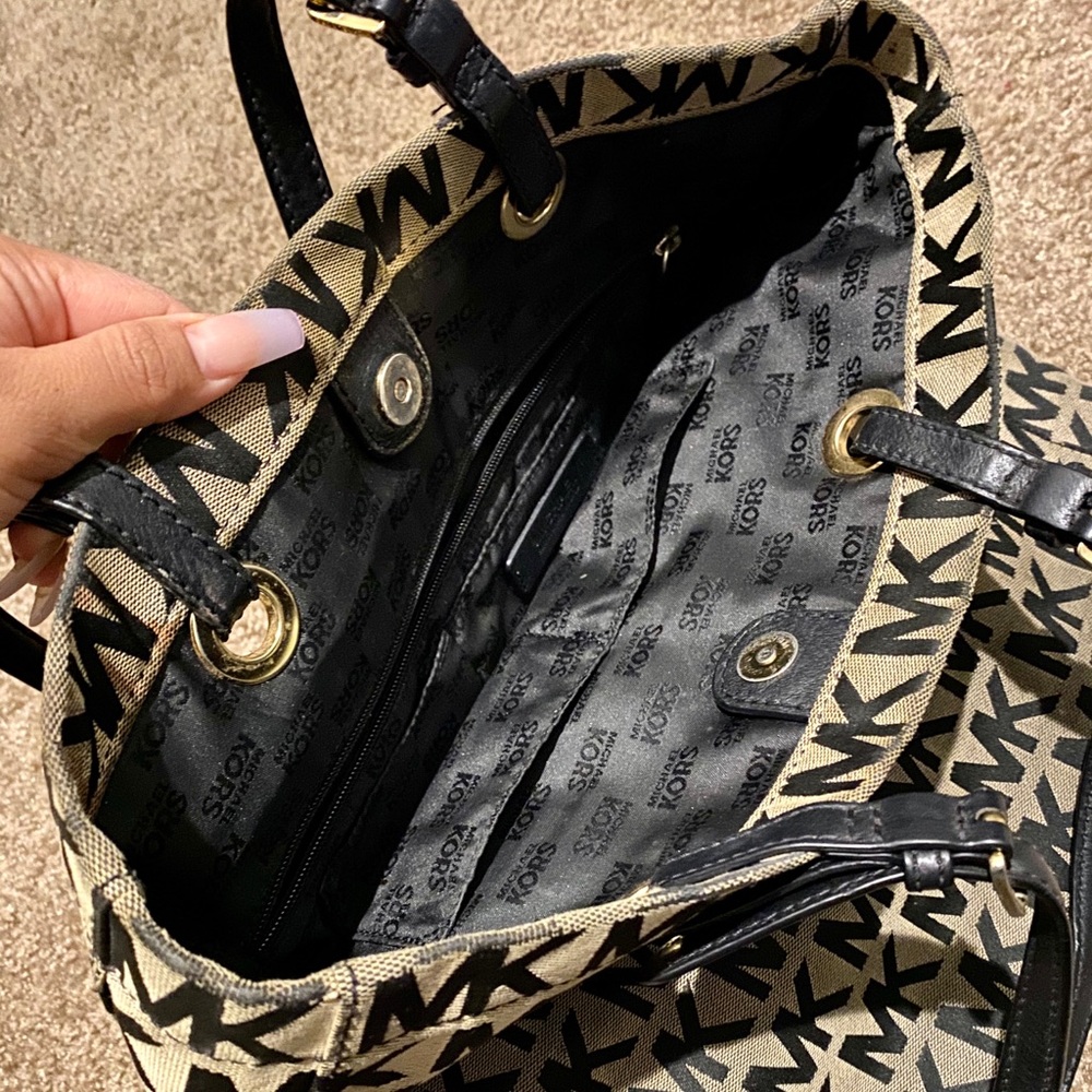Authentic Michael Kors Tote - image 3